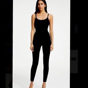 GOOD AMERICAN HIGH SHINE COMPRESSION STRAP CATSUIT